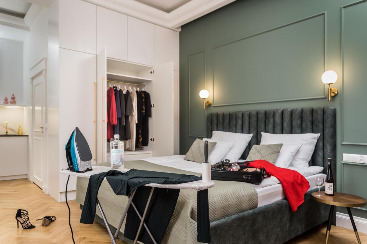 H Aparthotel Елк Екстериор снимка