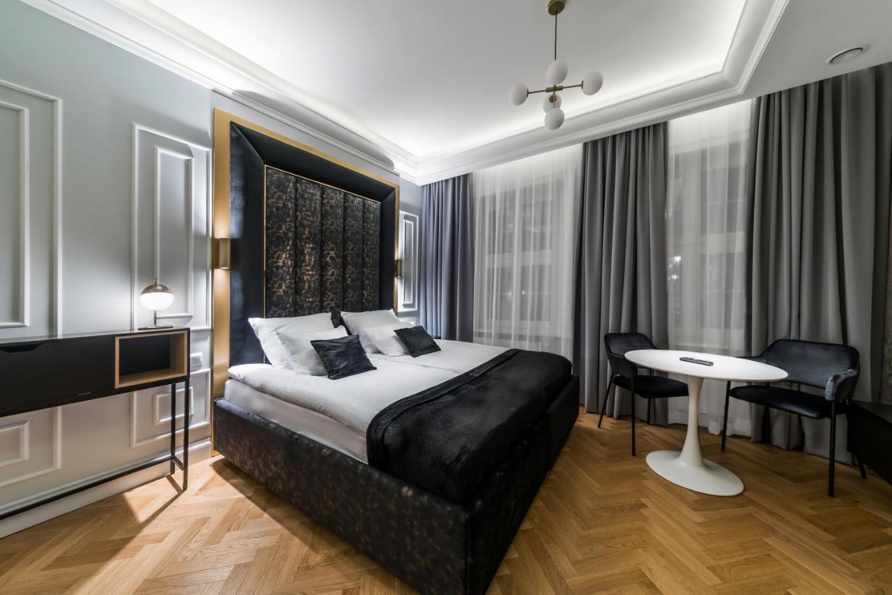 H Aparthotel Елк Екстериор снимка