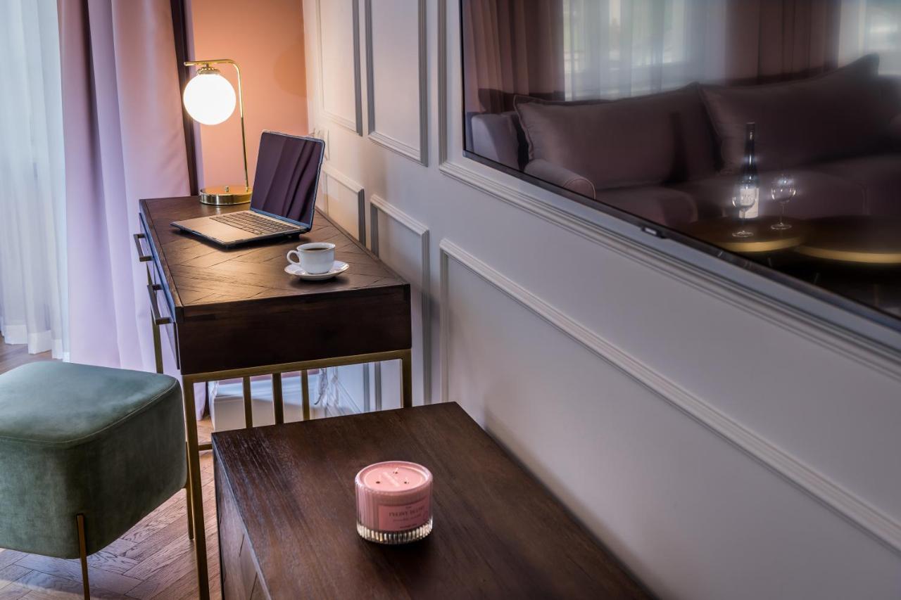 H Aparthotel Елк Екстериор снимка