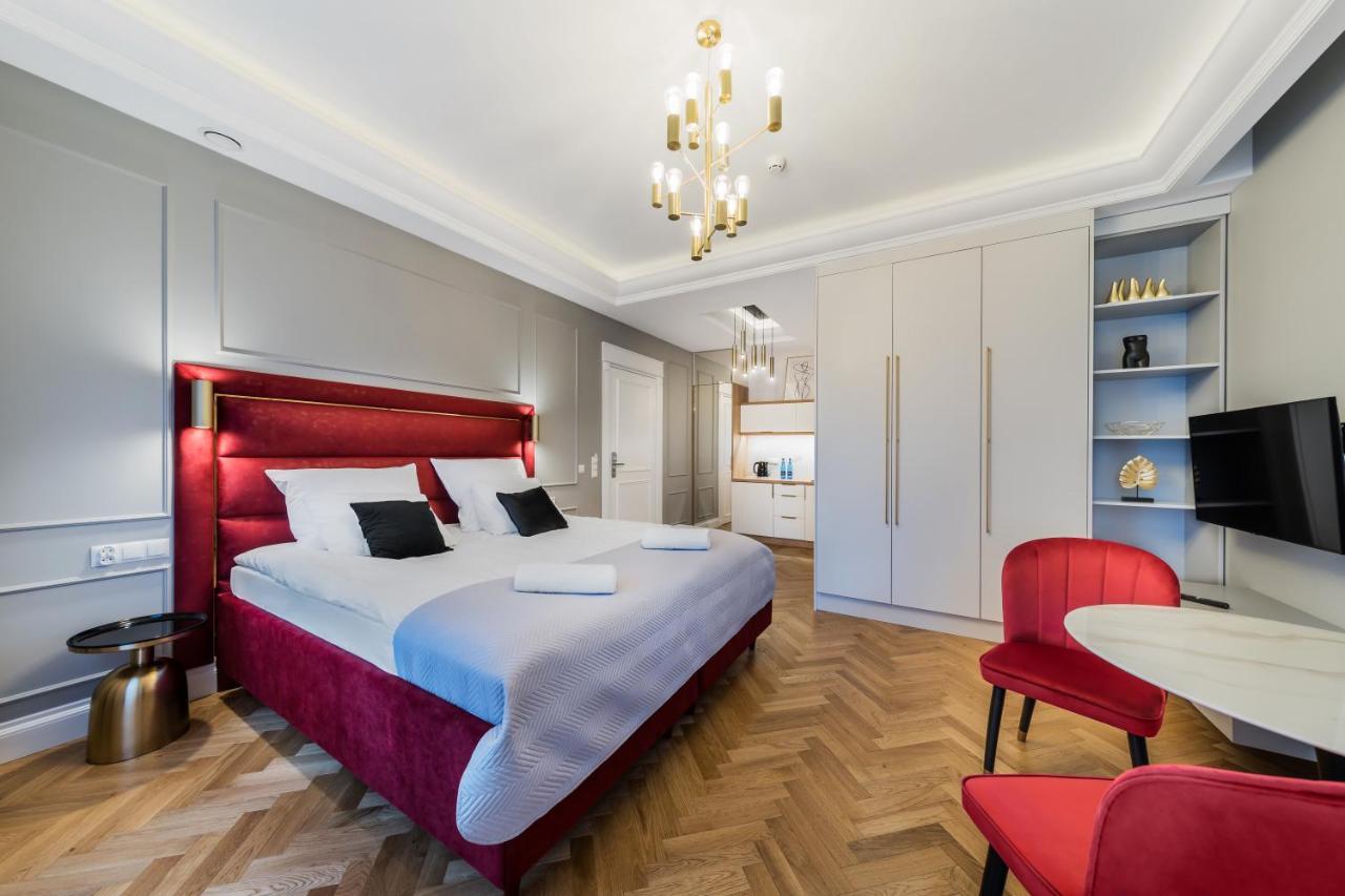 H Aparthotel Елк Екстериор снимка